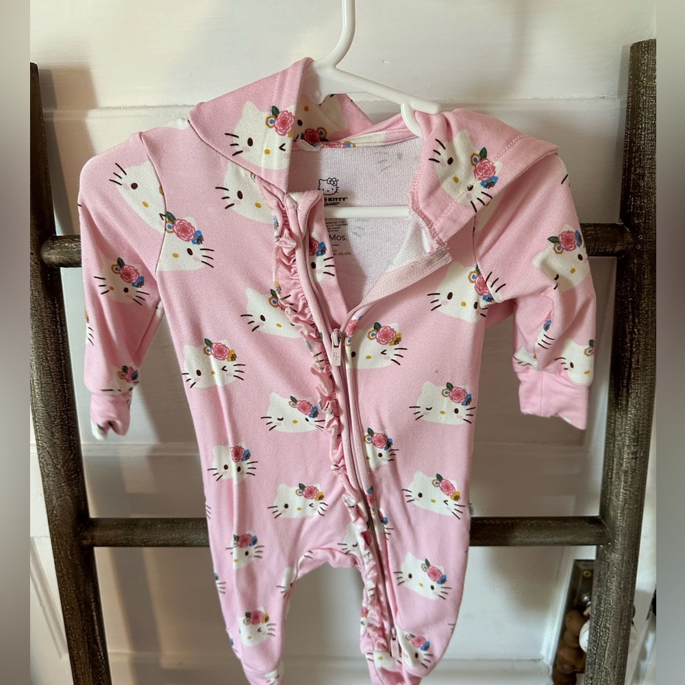 Hello Kitty Posh Peanut Hooded Romper